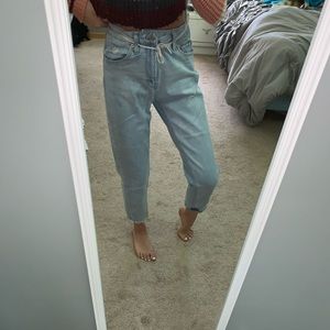 Super cute mom jeans!! Just too big on me:(